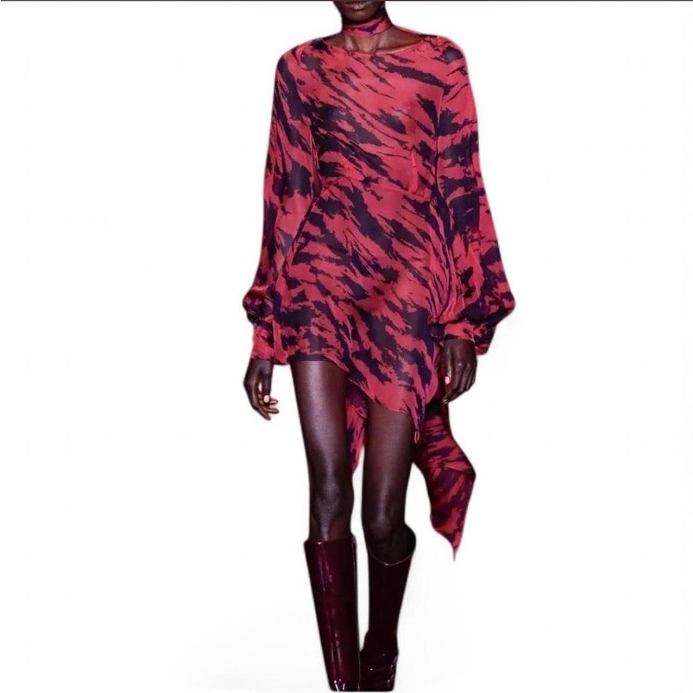 DUNDAS Red and Black Asymmetrical Printed Mini Dress